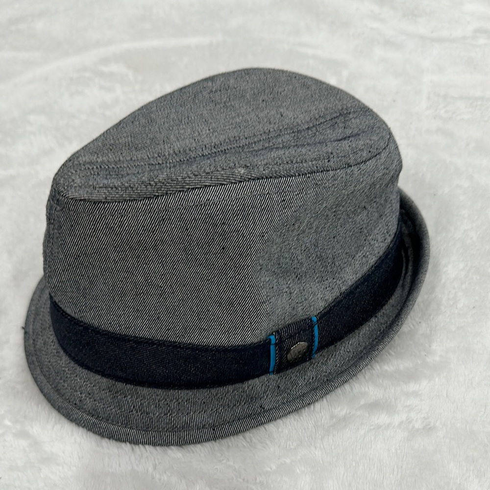 American Rag Gray and Black Newsboy Cap